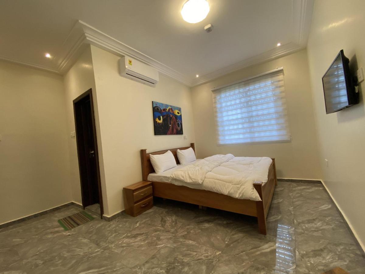 Eagle Vault Hotel Kwabenya Luaran gambar