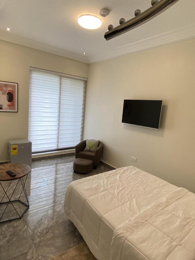 Eagle Vault Hotel Kwabenya Luaran gambar